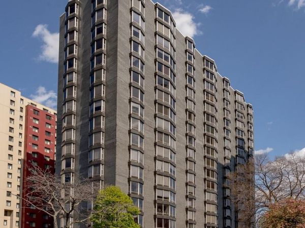8200 E Jefferson, Unit 503, Detroit, Mi 48214