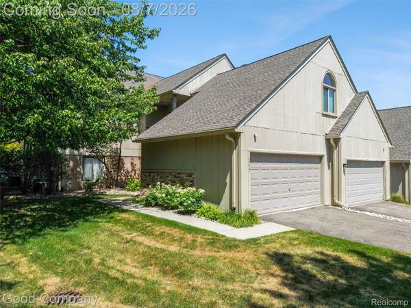 29367 Laurel Drive, Farmington Hills, Mi 48331