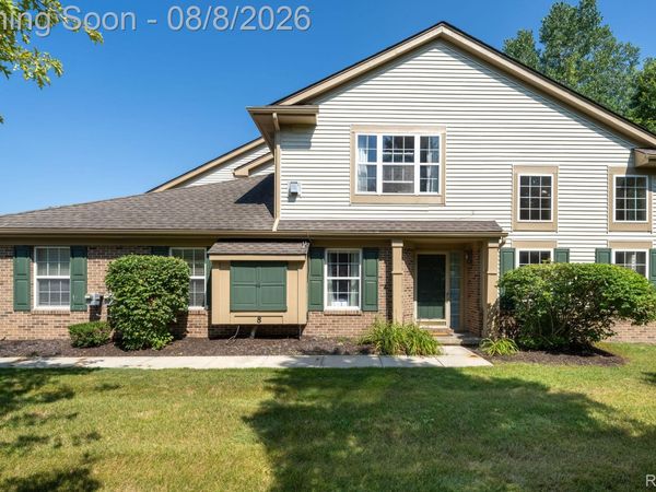 158 S Vista, Auburn Hills, Mi 48326
