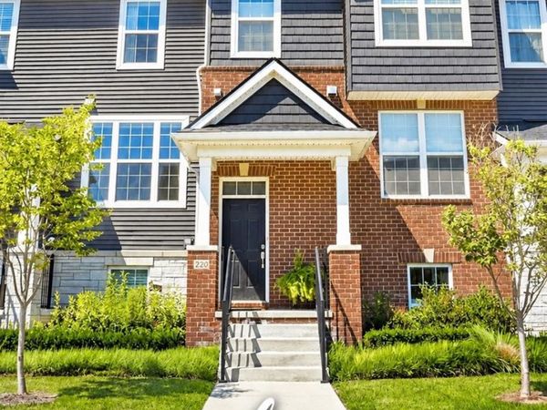220 N Sydney Court, Plymouth, Mi 48170