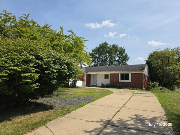 18251 Santa Ann Avenue , Lathrup Village, Mi 48076