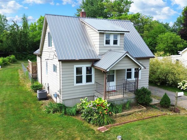 6355 W Court Street , Flint Township, Mi 48532