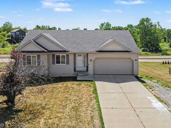1184 Cimmaron Court, Davison Township, Mi 48423