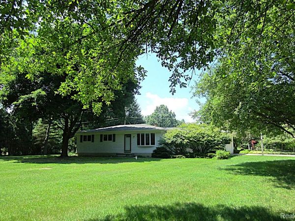 3944 Dartmouth Road , Brandon Township, Mi 48371