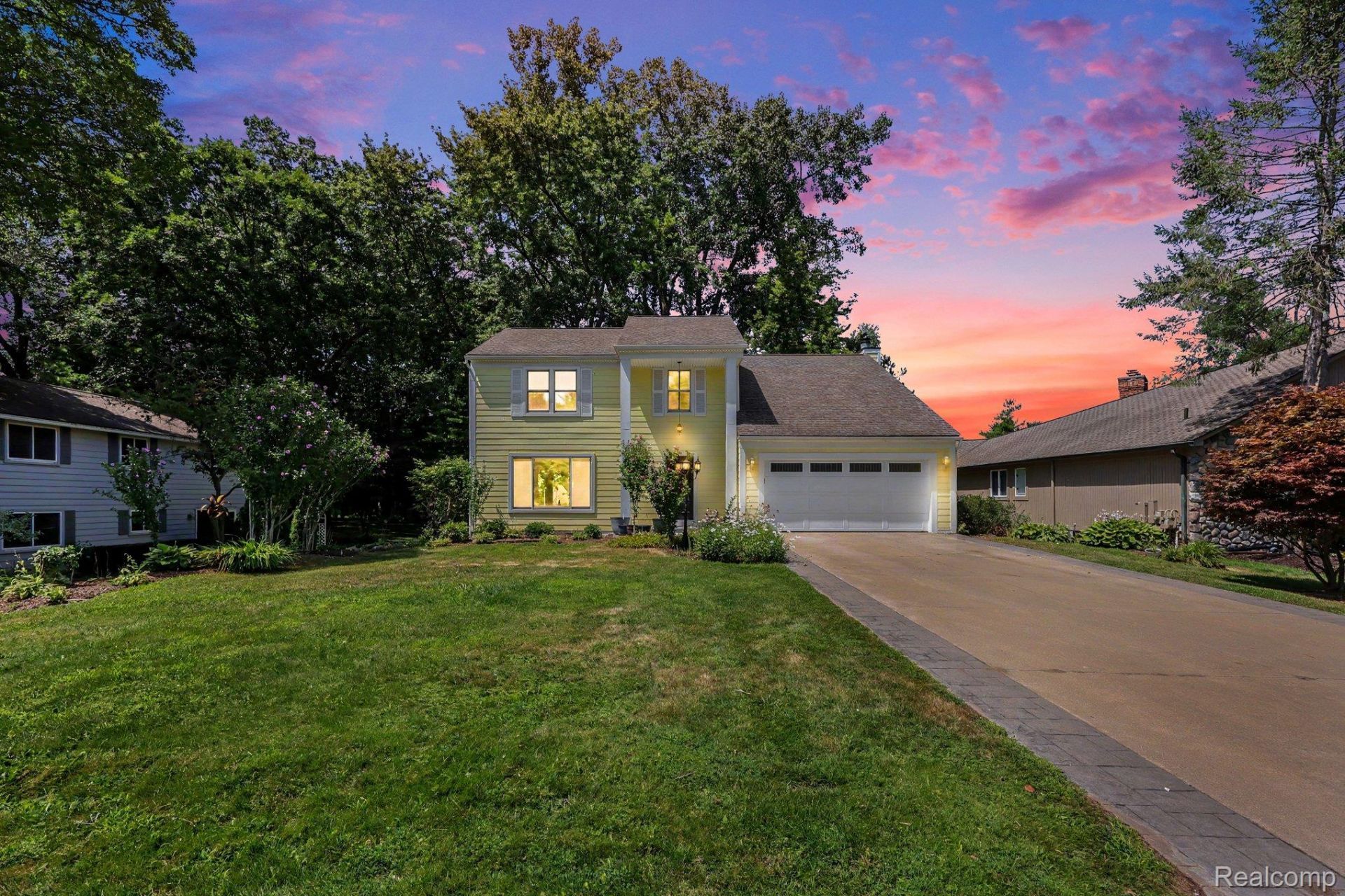 2557 Orbit Drive, Orion Township, Mi 48360 Main Photo