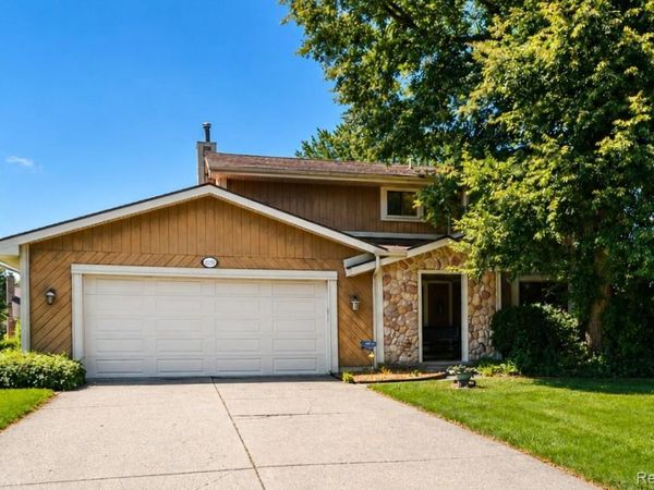 22783 Shadowglen Drive , Farmington Hills, Mi 48335