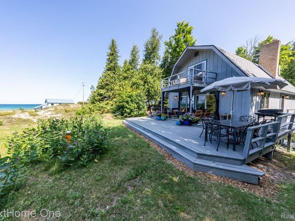 28095 Driftwood Court , St James Township, Mi 49782