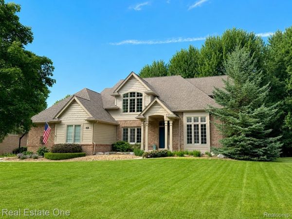 1793 Skyline Drive , Rochester Hills, Mi 48306