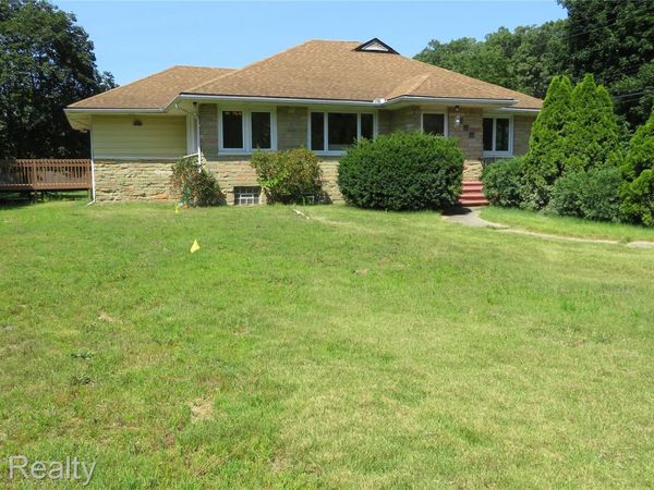 16558 Haggerty Road, Van Buren Township, Mi 48111