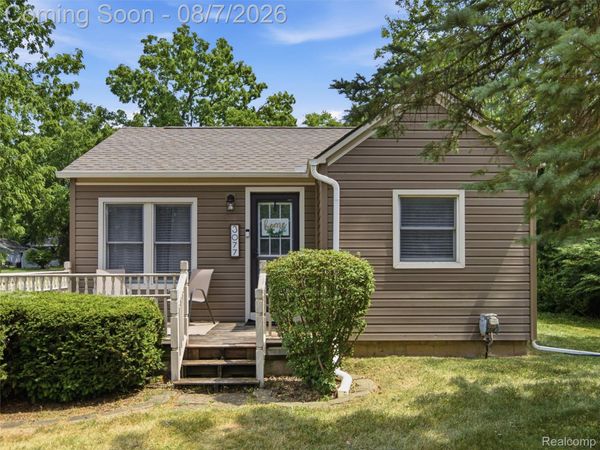 3077 York Road, Rochester Hills, Mi 48309