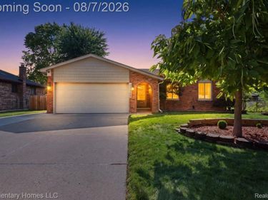 38626 Harrison Drive, Sterling Heights, Mi 48310