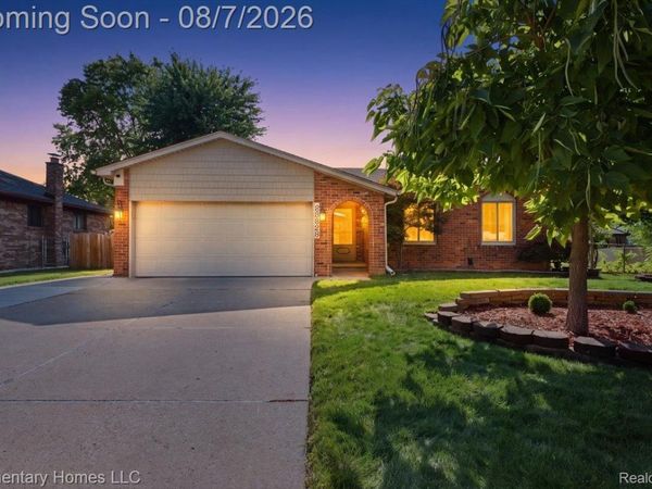 38626 Harrison Drive, Sterling Heights, Mi 48310