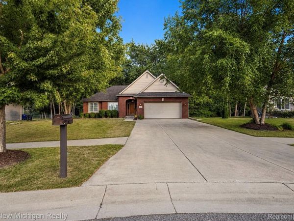 8582 Devin Drive, Davison Township, Mi 48423