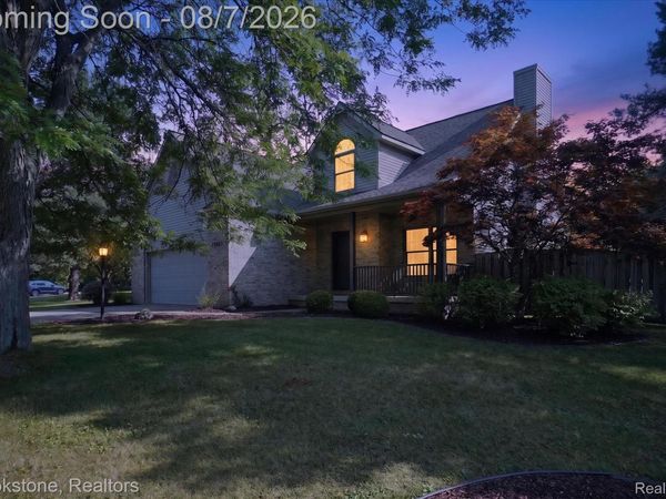 13071 Sherrington Drive, Dewitt Township, Mi 48820