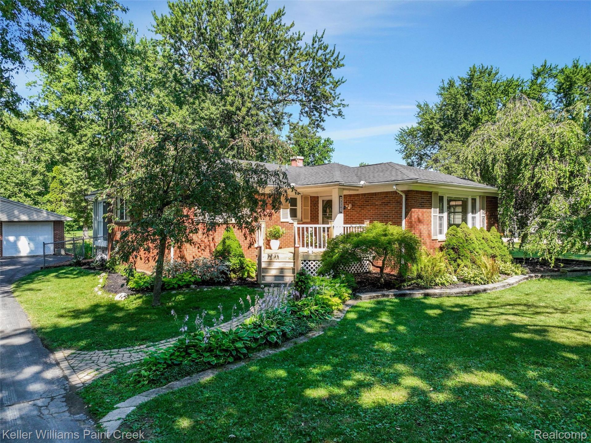 3302 Grant Road, Rochester Hills, Mi 48309 Main Photo