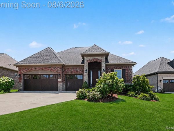 24536 Pinnacle Circle, Unit 26, Lyon Township, Mi 48178