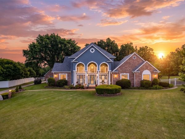 13602 W 42nd Place S, Sand Springs, OK 74063