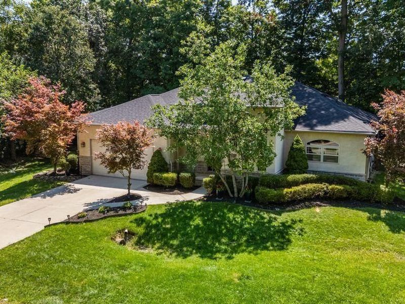 39 W Hiawatha Drive, Powell, OH 43065 Photo 10