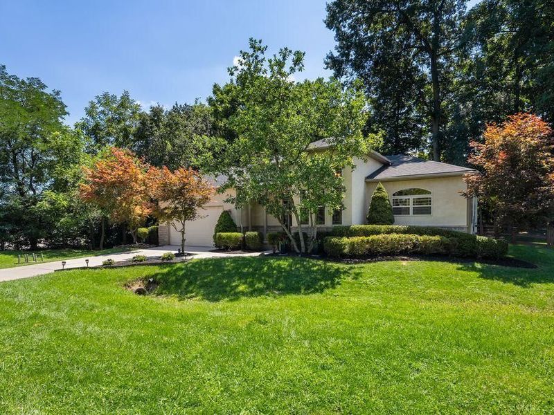 39 W Hiawatha Drive, Powell, OH 43065 Photo 5
