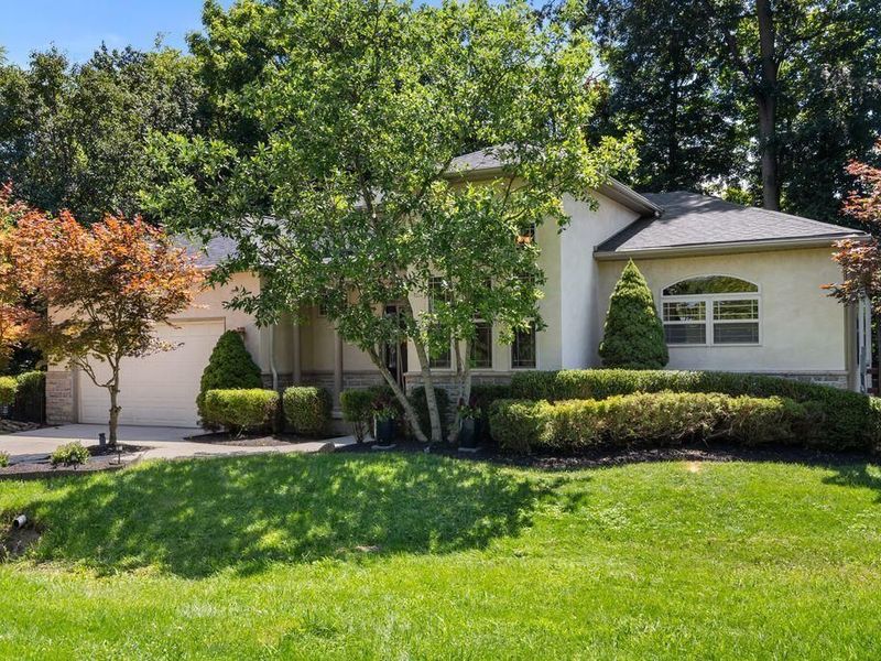 39 W Hiawatha Drive, Powell, OH 43065 Photo 6
