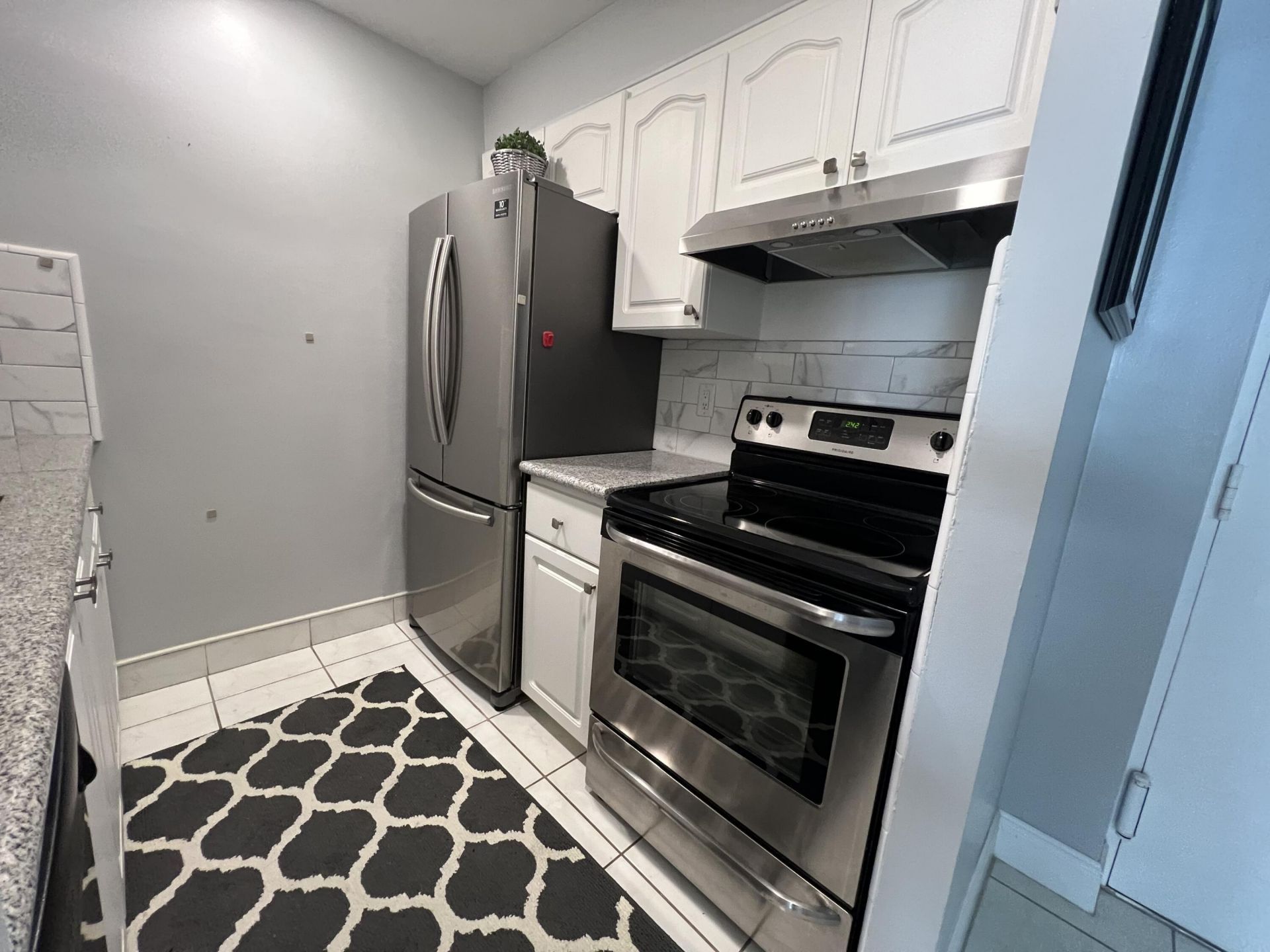 111 Briny Avenue, Unit 22-09, Pompano Beach, FL 33062 Photo