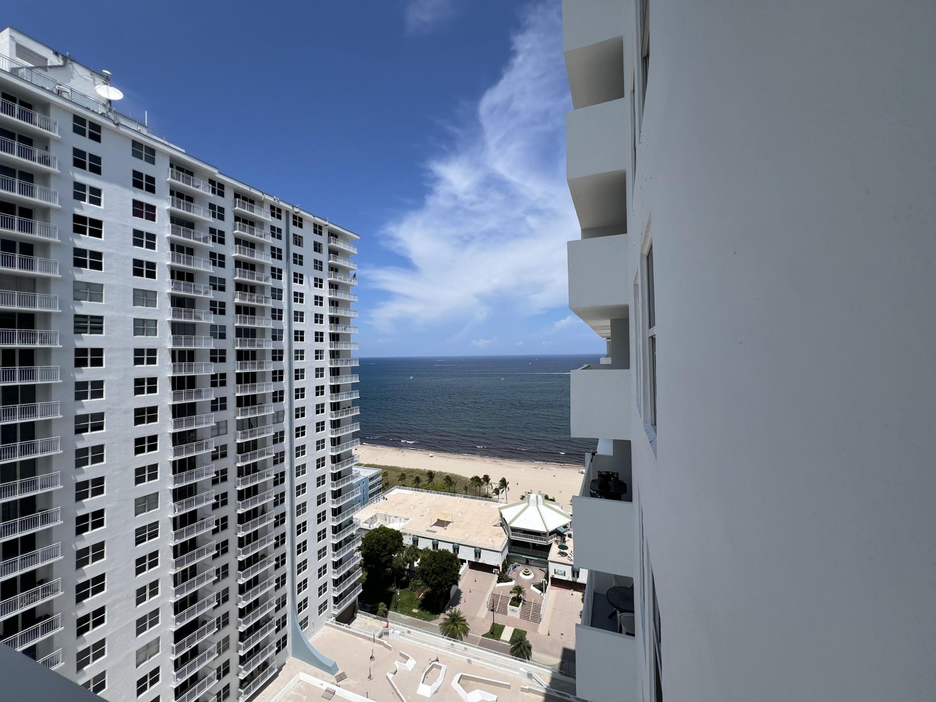 111 Briny Avenue, Unit 22-09, Pompano Beach, FL 33062 Photo