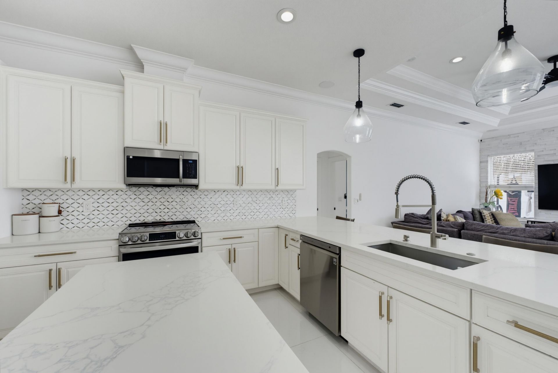 1389 SW Bayshore Boulevard, Port Saint Lucie, FL 34983 Photo