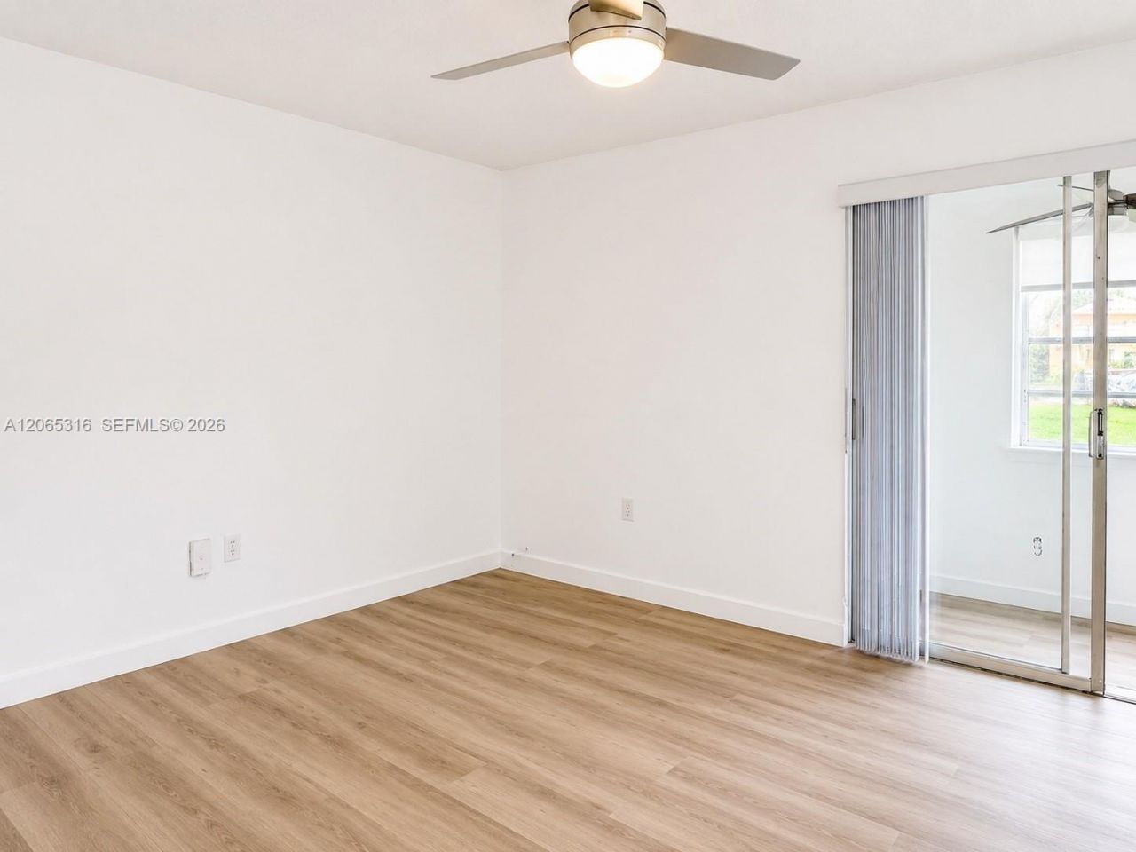 20311 NE 2nd Ave , Unit 15, Miami, FL 33179 Photo