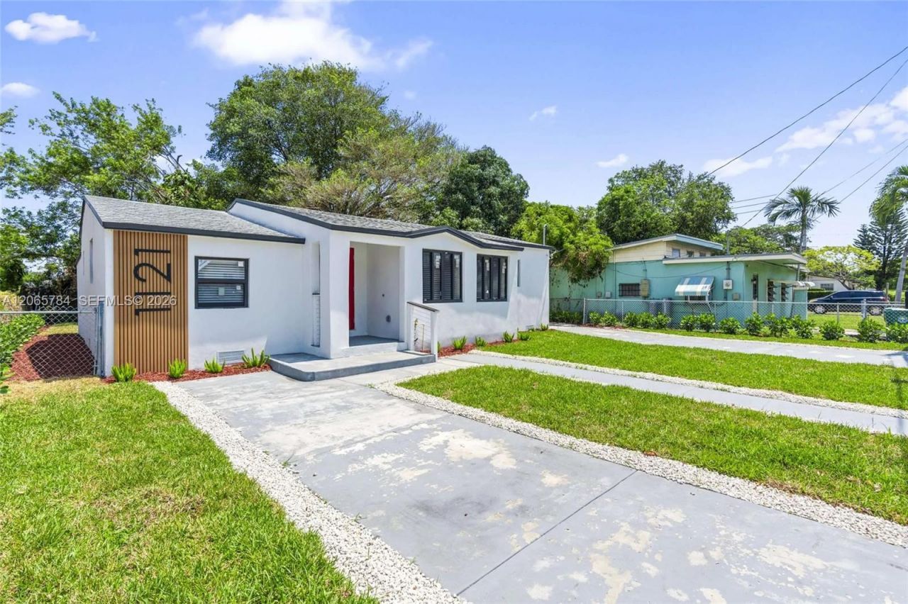 1121 NW 57th St, Miami, FL 33127 Photo