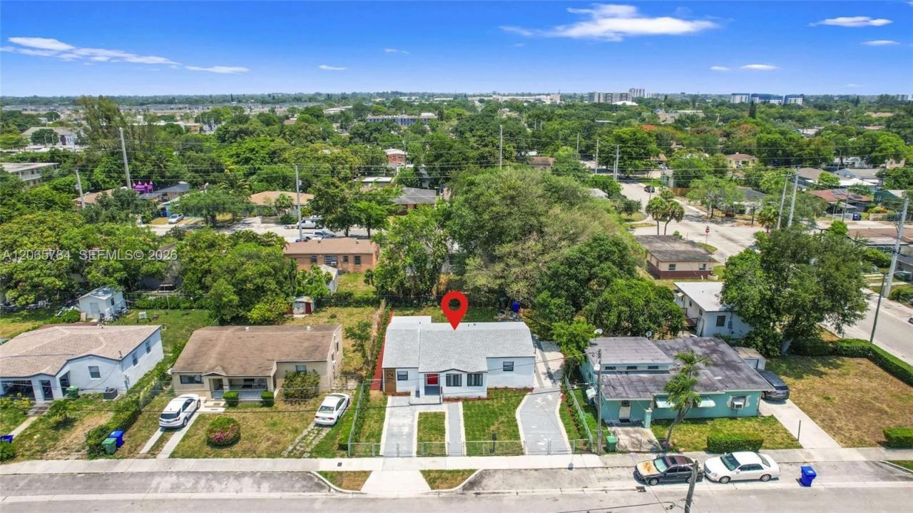 1121 NW 57th St, Miami, FL 33127 Photo