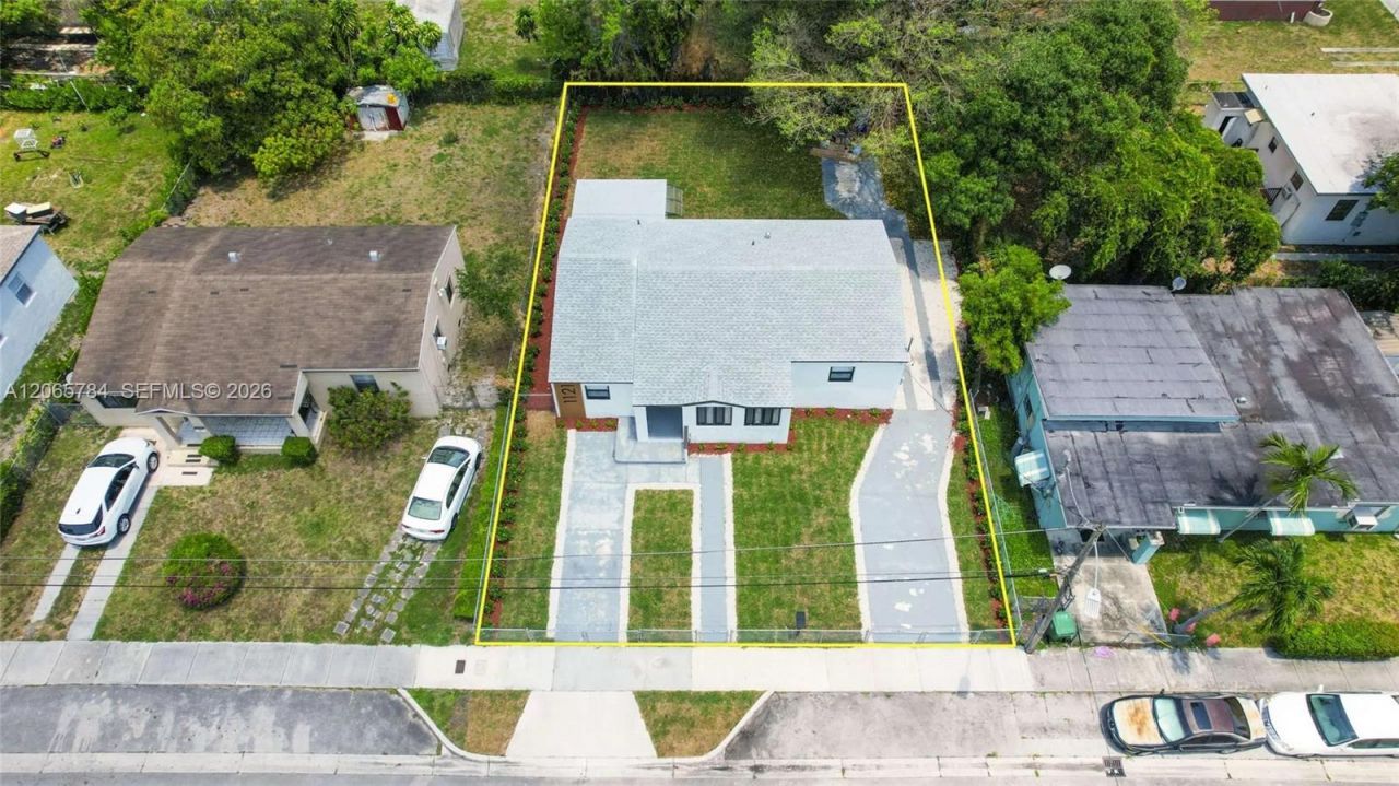 1121 NW 57th St, Miami, FL 33127 Photo