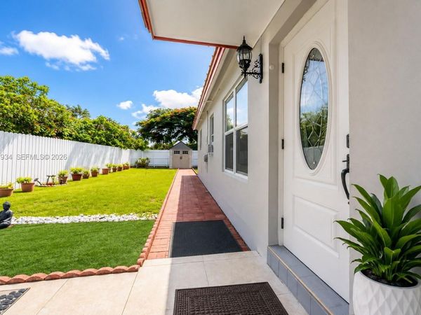 1600 N 68th Ave, Hollywood, FL 33024