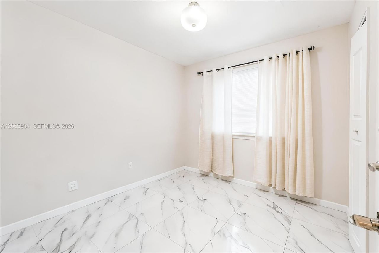 1600 N 68th Ave, Hollywood, FL 33024 Photo