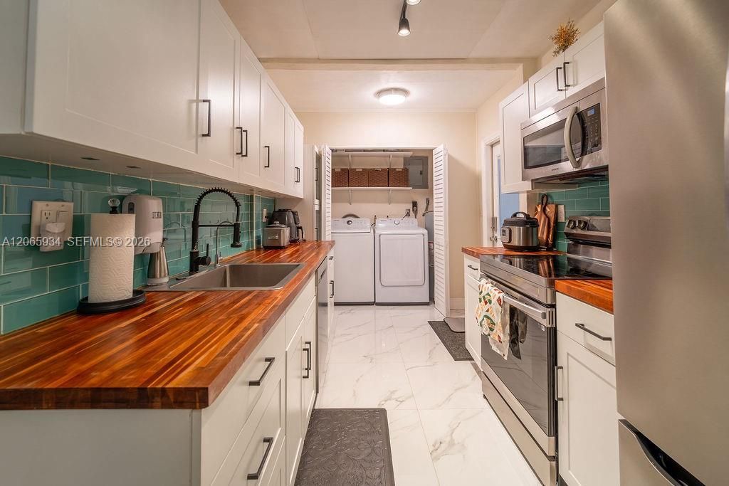 1600 N 68th Ave, Hollywood, FL 33024 Photo
