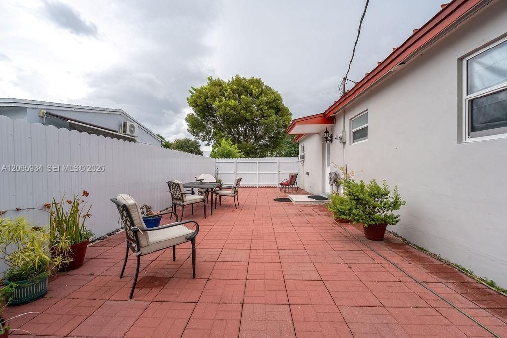 1600 N 68th Ave, Hollywood, FL 33024 Photo