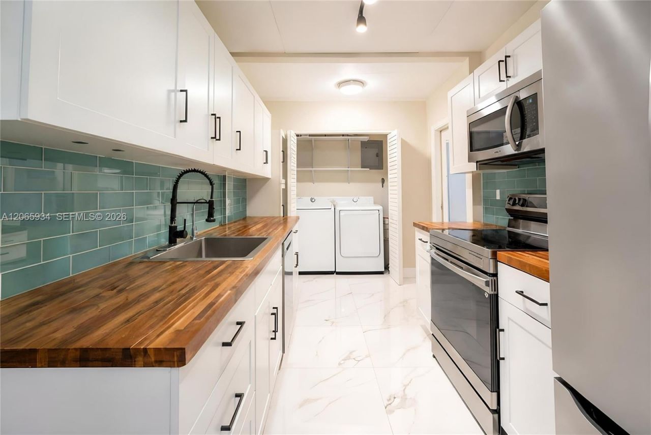 1600 N 68th Ave, Hollywood, FL 33024 Photo