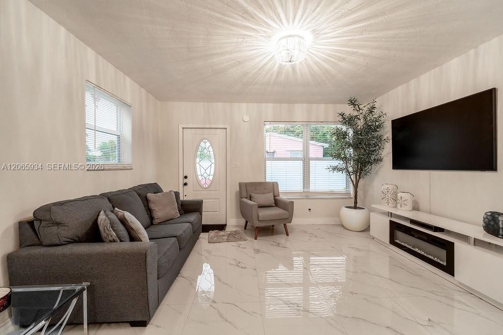 1600 N 68th Ave, Hollywood, FL 33024 Photo