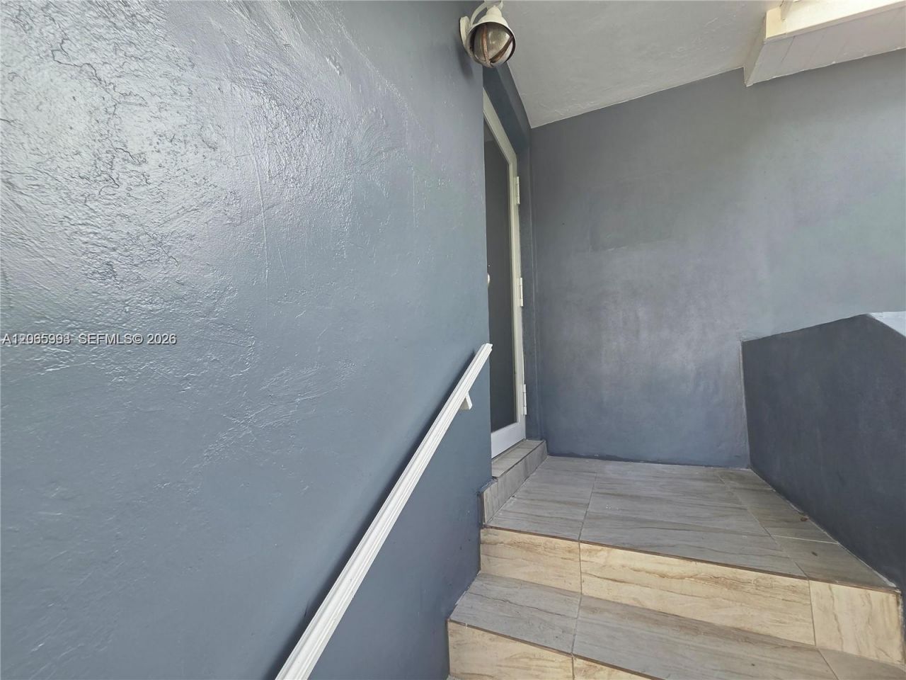 6240 SW 21st St (upstairs) , Unit 6242, Miami, FL 33155 Photo