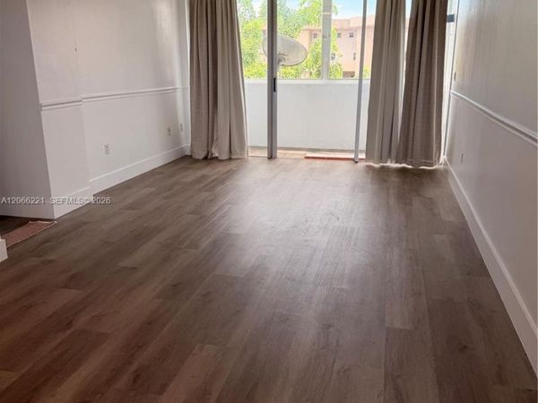 840 NW 87th Ave , Unit 406, Miami, FL 33172