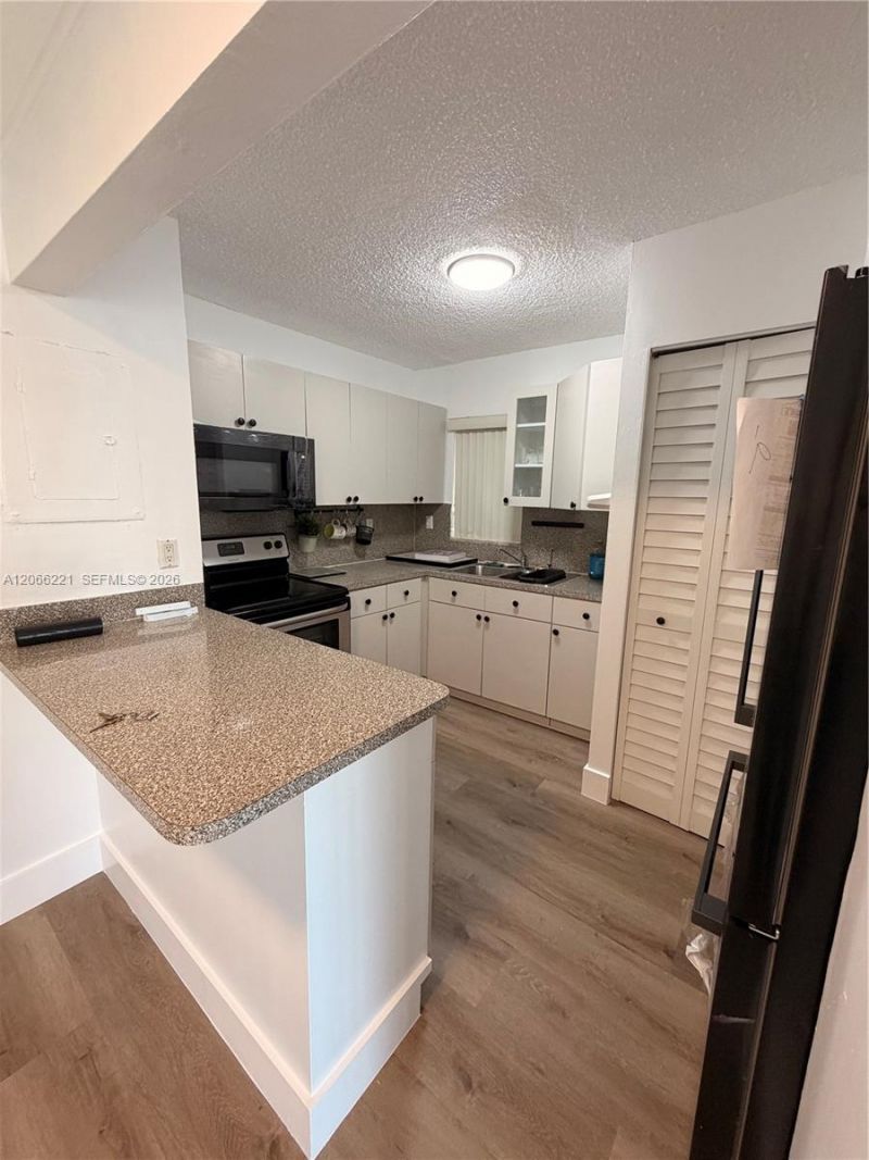 840 NW 87th Ave , Unit 406, Miami, FL 33172 Photo