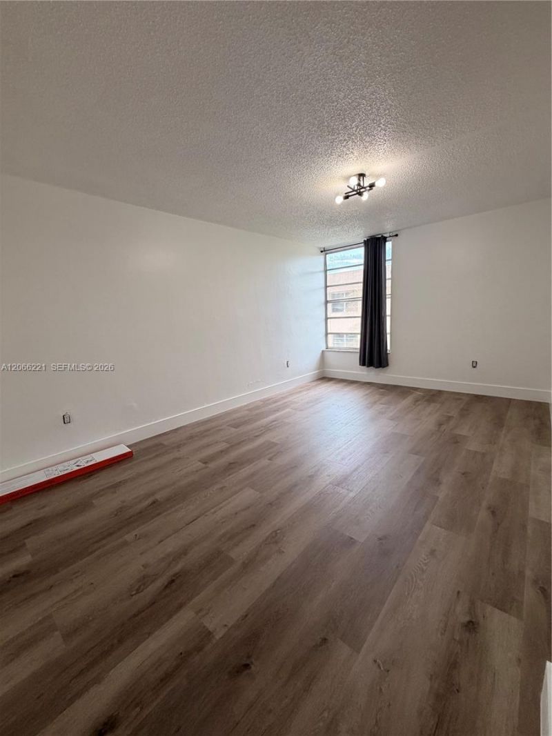 840 NW 87th Ave , Unit 406, Miami, FL 33172 Photo