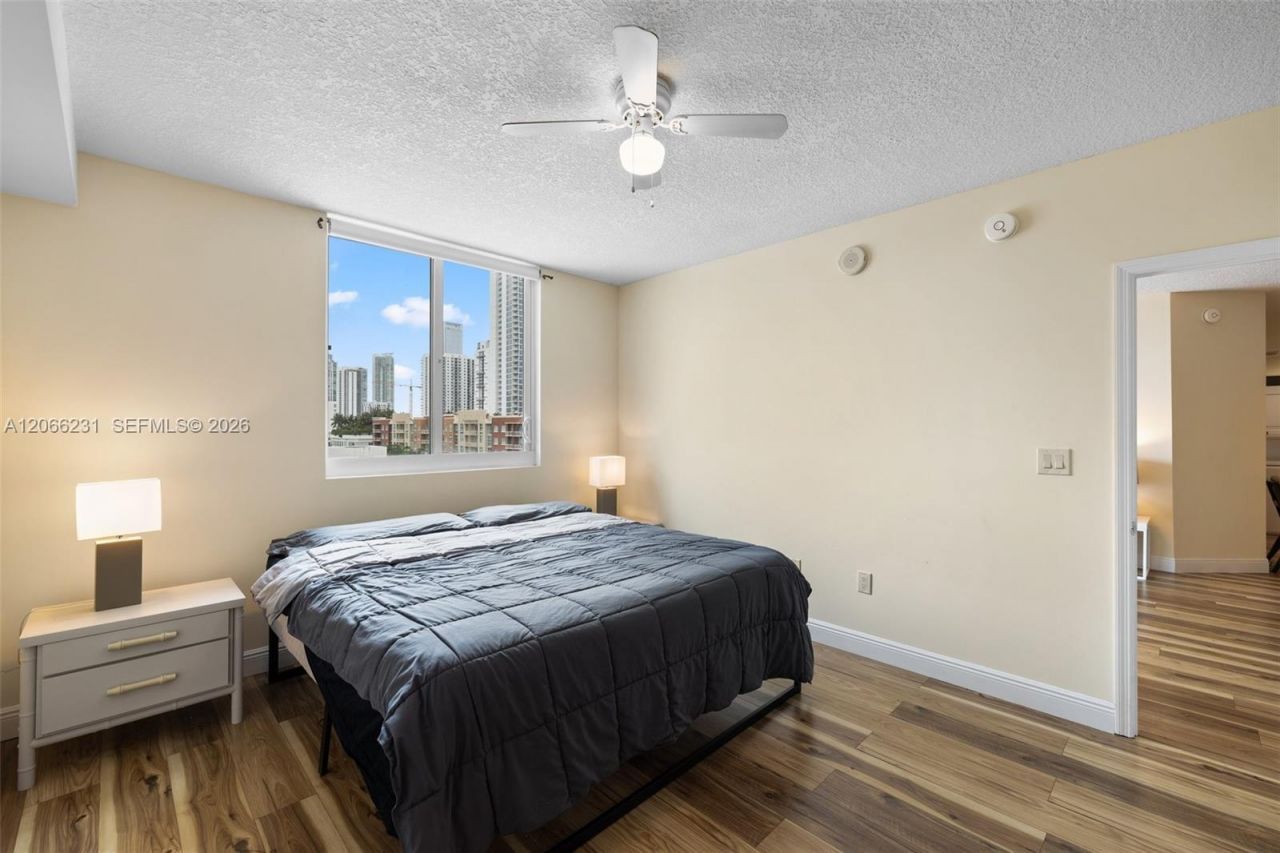 275 NE 18th St, Unit 710, Miami, FL 33132 Photo