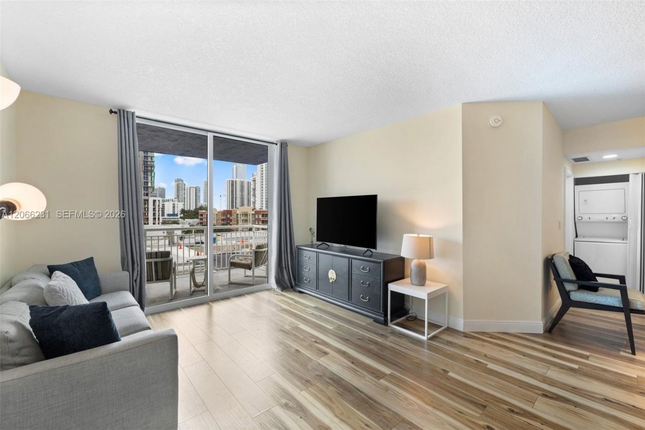 275 NE 18th St, Unit 710, Miami, FL 33132 Photo