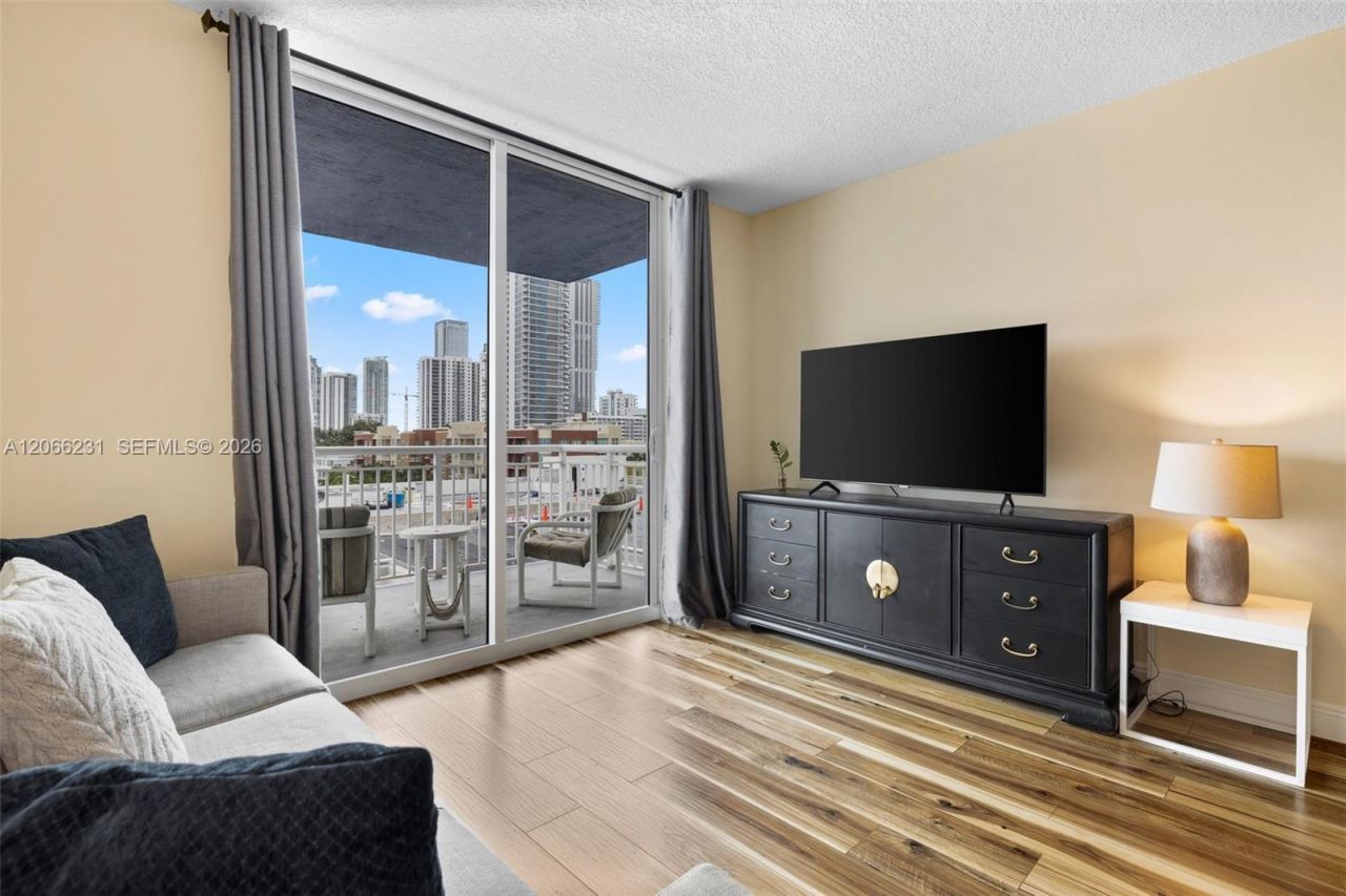 275 NE 18th St, Unit 710, Miami, FL 33132 Photo