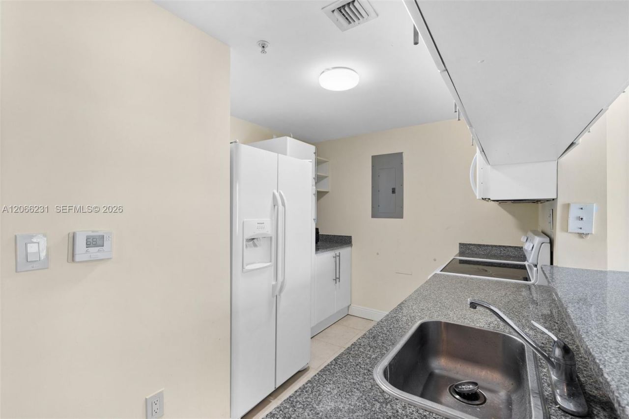 275 NE 18th St, Unit 710, Miami, FL 33132 Photo