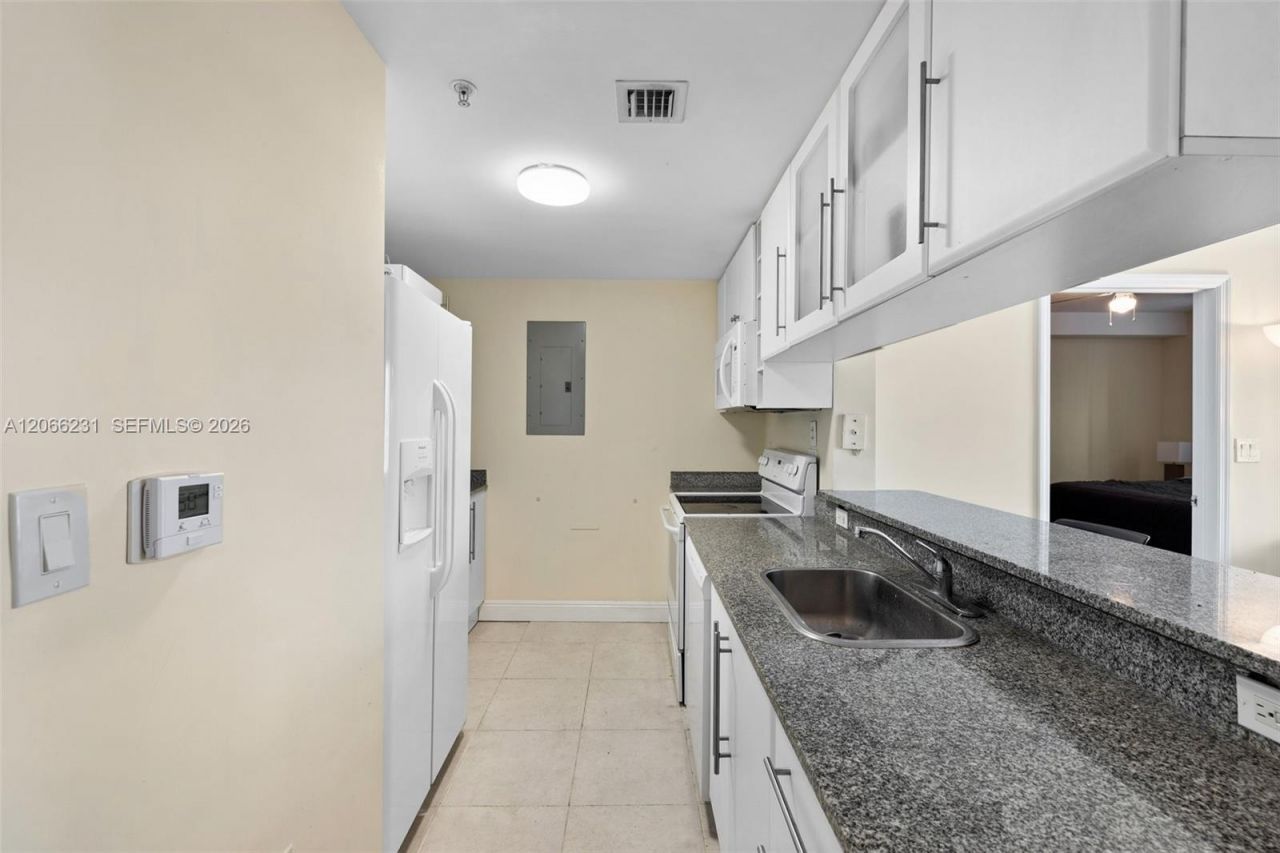 275 NE 18th St, Unit 710, Miami, FL 33132 Photo