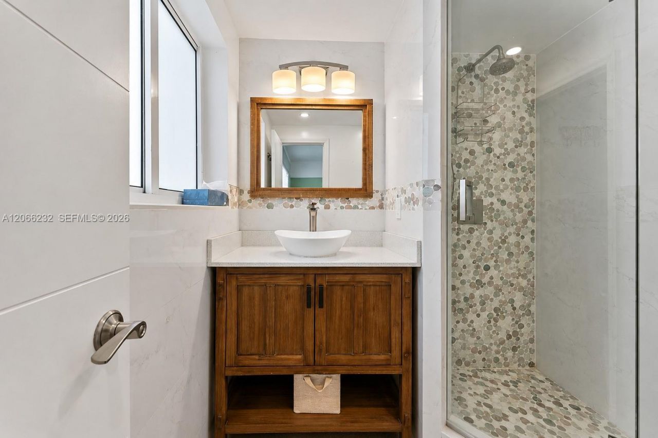 3201 SE 12th St, Unit A2, Pompano Beach, FL 33062 Photo