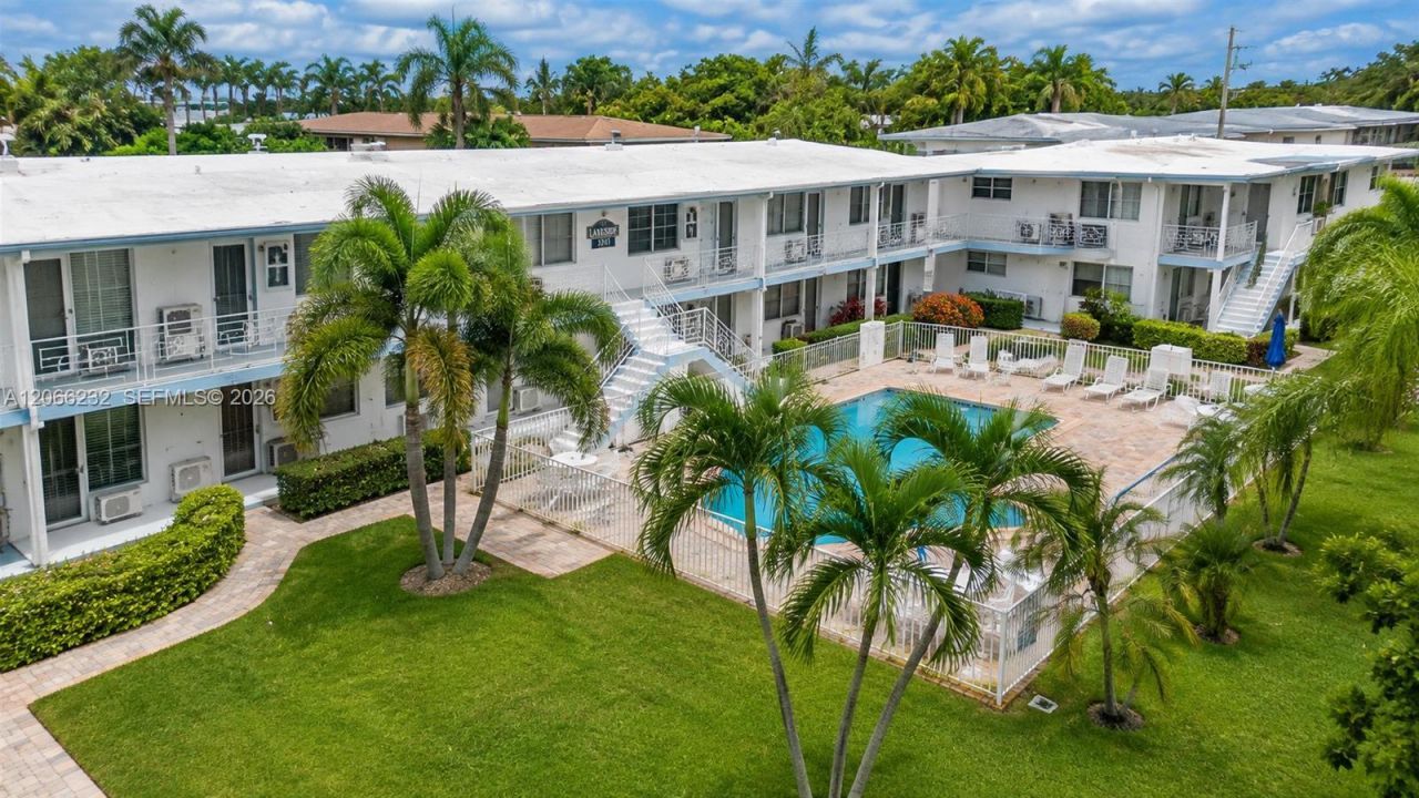 3201 SE 12th St, Unit A2, Pompano Beach, FL 33062 Photo