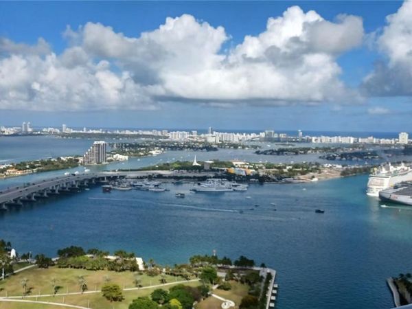 Unit 4411, Miami, FL 33132