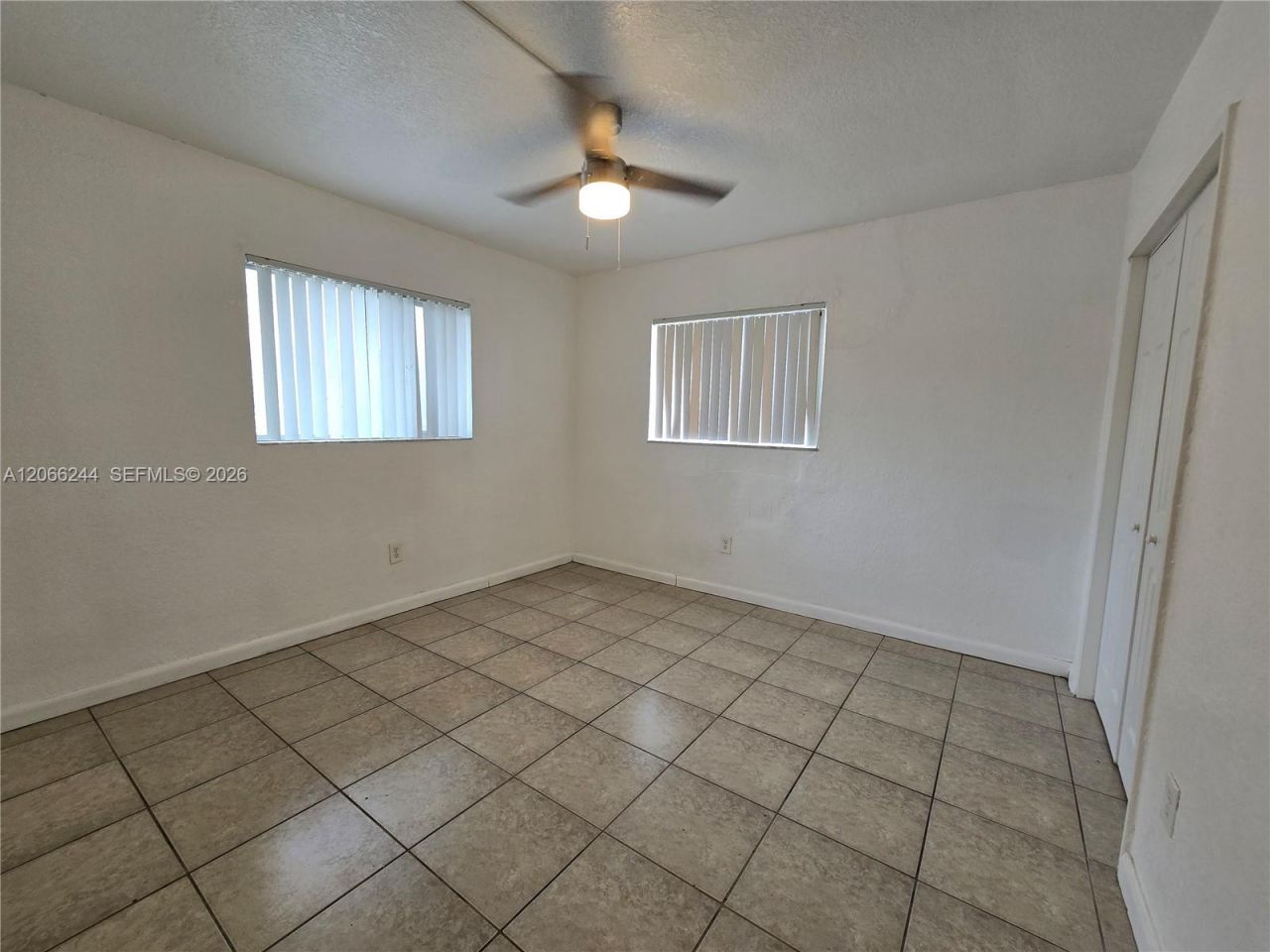 2330 NW 11th St , Unit 15, Miami, FL 33125 Photo